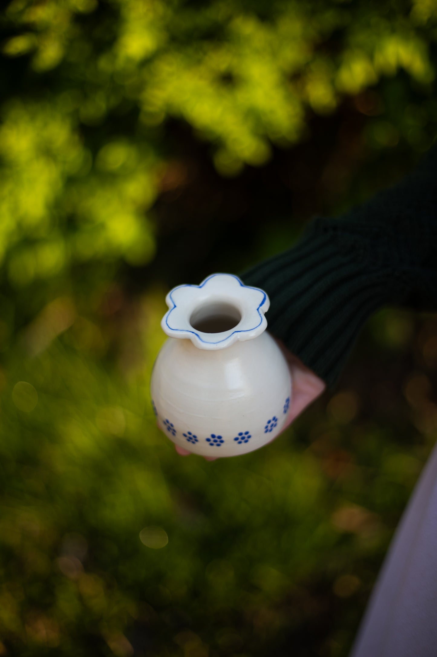 Dutch Blue Flower Bud Vase